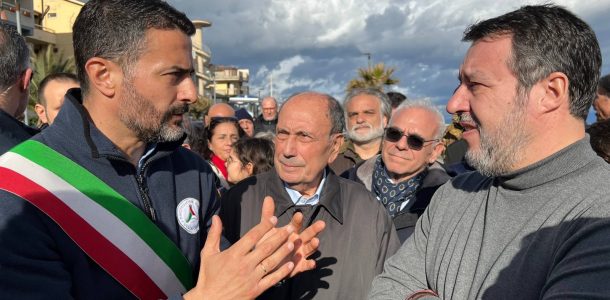 Spunta anche Salvini: “I soldi del Ponte non si toccano”